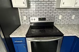 46 Mapledell St, Springfield, MA 01109 - Photo 10