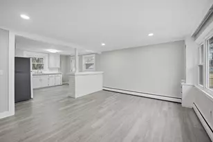 27 Nokomis, Springfield, MA 01109 - Photo 8