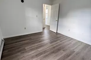 17 Bassett, Lowell, MA 01852 - Photo 2