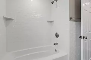 100 Pitcairn, Revere, MA 02151 - Photo 16