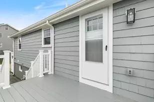 100 Pitcairn, Revere, MA 02151 - Photo 32