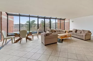 31 Spring St, Watertown, MA 02472 - Photo 20