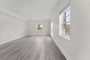 31 Spring St, Watertown, MA 02472 - Photo 8