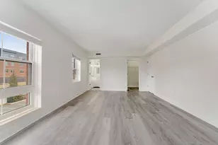 31 Spring St, Watertown, MA 02472 - Photo 4