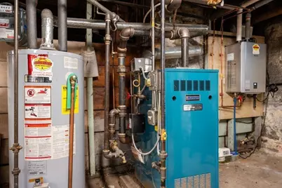 29 Main #1, Somerville, MA 02145 - Photo 12