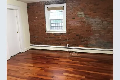 39 South St #B, Boston, MA 02135 - Photo 6