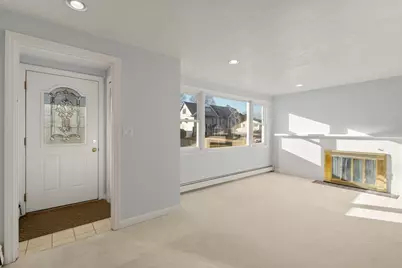 8 Stanley St, Natick, MA 01760 - Photo 4