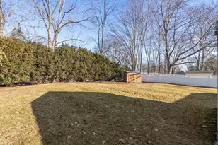 8 Stanley St, Natick, MA 01760 - Photo 18