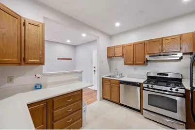 21 Sutherland #15, Boston, MA 02135 - Photo 4