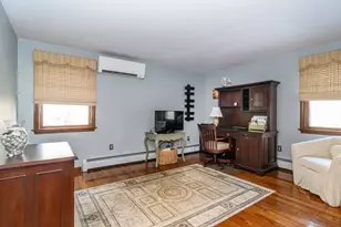 368 Highland St, Stoughton, MA 02072 - Photo 10