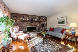 368 Highland St, Stoughton, MA 02072 - Photo 8