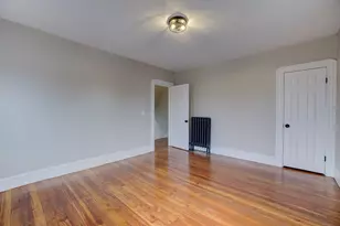 27 Ormond St, Springfield, MA 01108 - Photo 12