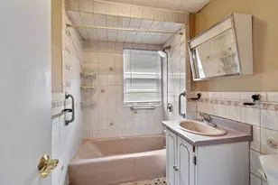 46A Wentworth St, Malden, MA 02148 - Photo 10