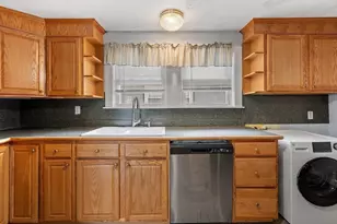 46A Wentworth St, Malden, MA 02148 - Photo 8