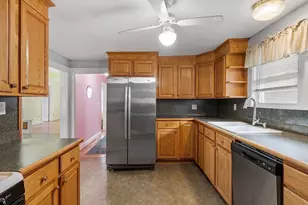 46A Wentworth St, Malden, MA 02148 - Photo 8