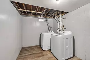 65 Bishop Dr, Framingham, MA 01702 - Photo 28