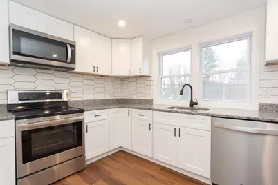 40 Princeton St, Holden, MA 01522 - Photo 4