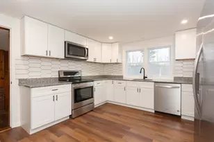 40 Princeton St, Holden, MA 01522 - Photo 2