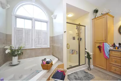 413 Harvard St, Whitman, MA 02382 - Photo 18