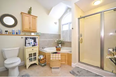 413 Harvard St, Whitman, MA 02382 - Photo 20