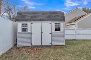 8 Modred Ct, Worcester, MA 01602 - Photo 24