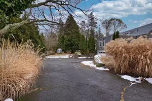 197 Rockland St, Dartmouth, MA 02748 - Photo 26