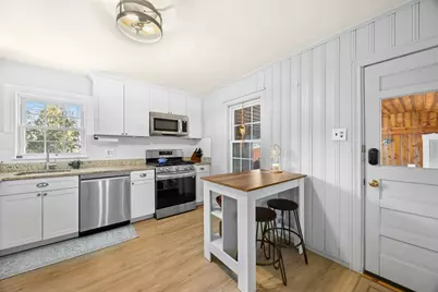 60 Robert, Dracut, MA 01826 - Photo 6