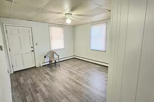 341 Montcalm St, Chicopee, MA 01013 - Photo 10