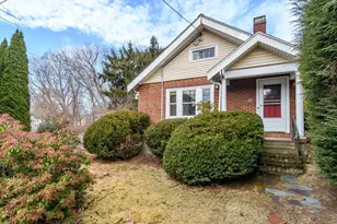 32 Harvard St, Natick, MA 01760 - Photo 2