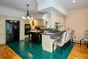 301 Madison, Fall River, MA 02720 - Photo 20