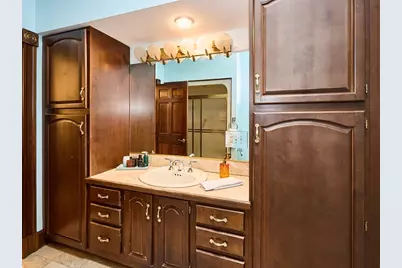 301 Madison, Fall River, MA 02720 - Photo 26