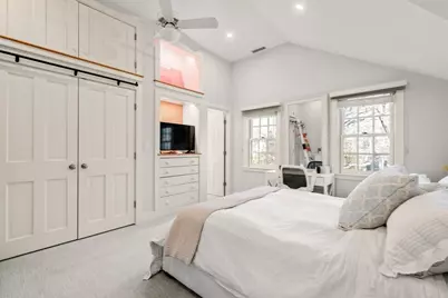 151 Oakland Street, Wellesley, MA 02481 - Photo 20