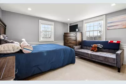 151 Oakland Street, Wellesley, MA 02481 - Photo 28