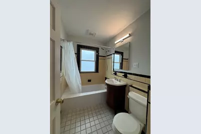 881 Fellsway #1, Medford, MA 02155 - Photo 8