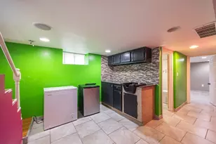 111 W Ashland St, Brockton, MA 02302 - Photo 36