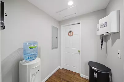 98 Foster St, Peabody, MA 01960 - Photo 22