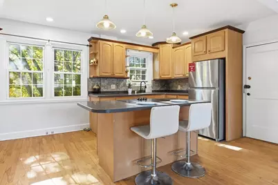 112 Maple St #6, Malden, MA 02148 - Photo 4