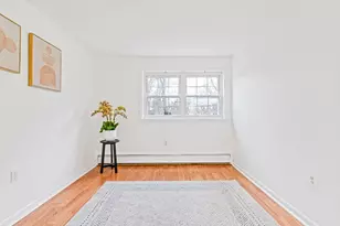 101 Edgelawn Ave, North Andover, MA 01845 - Photo 34