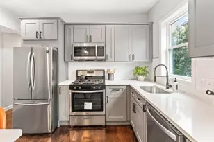 26 Wave Way, Winthrop, MA 02152 - Photo 4