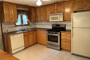 11 Town Line Rd, Burlington, MA 01803 - Photo 10