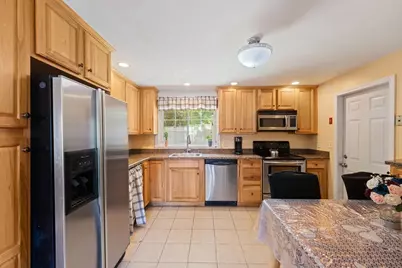 87 Sherman St, Brockton, MA 02302 - Photo 4