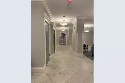 271 Dartmouth St #2F, Boston, MA 02116 - Photo 2