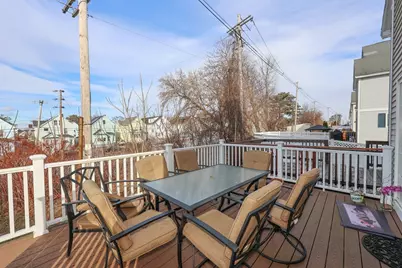 117 Manchester St #B, Lowell, MA 01852 - Photo 12