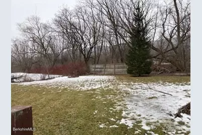 7 Stevens Street, Adams, MA 01220 - Photo 14