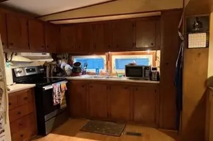 7 Stevens St, Adams, MA 01220 - Photo 2