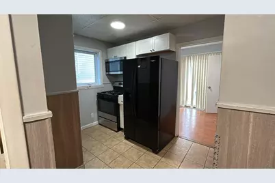 15 Hagraves St #1, Fall River, MA 02723 - Photo 2