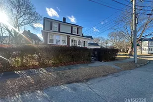 7 Parkway Crescent, Milton, MA 02186 - Photo 10