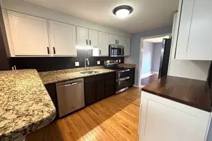 49 Brickett Hill Cir, Haverhill, MA 01839 - Photo 4