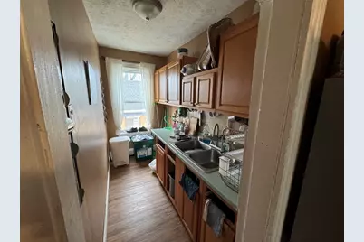 27 Harlow St, Worcester, MA 01605 - Photo 6