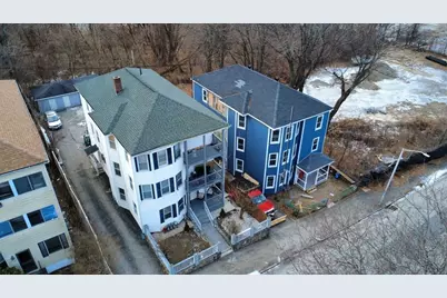 27 Harlow St, Worcester, MA 01605 - Photo 32